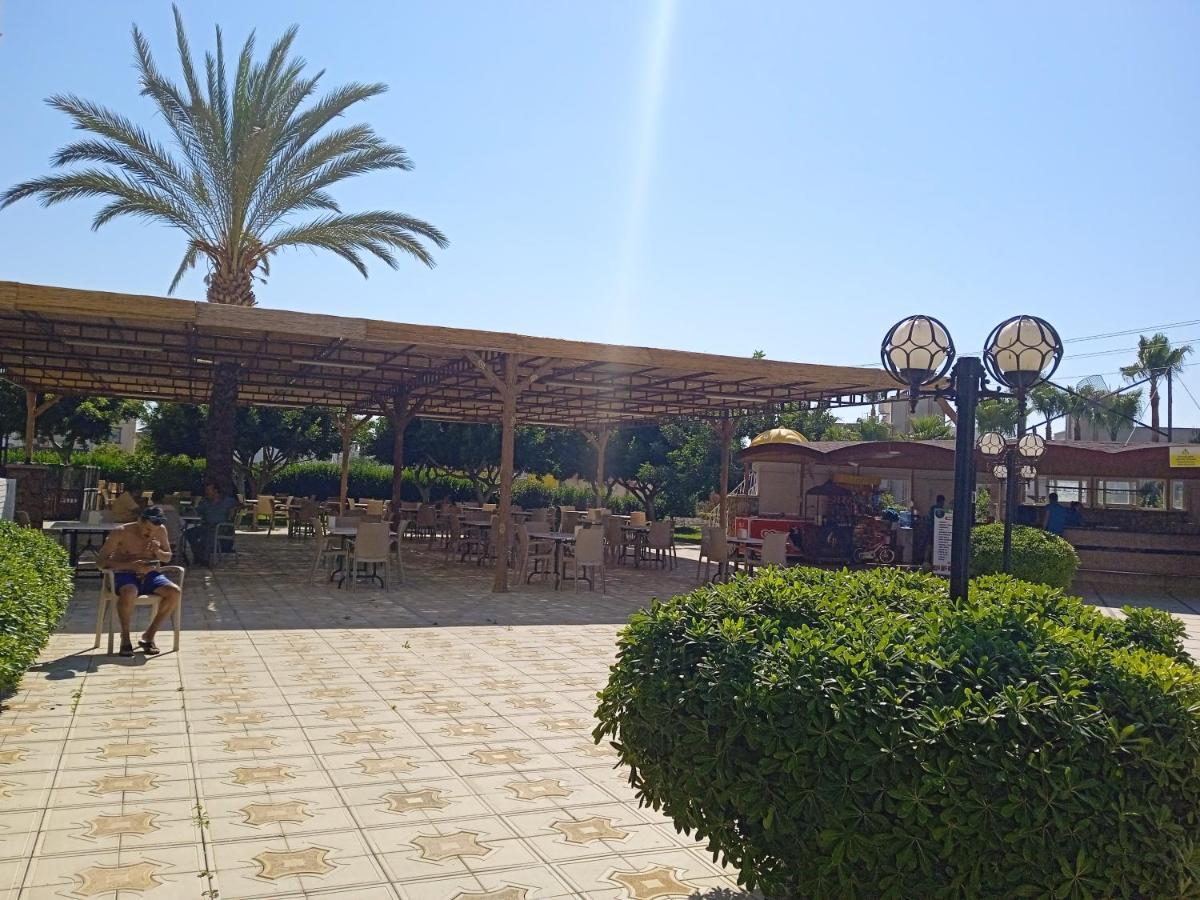 Gumus Hotel Arsuz Экстерьер фото