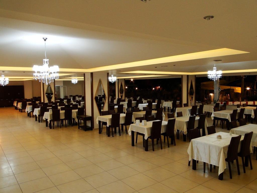 Gumus Hotel Arsuz Экстерьер фото