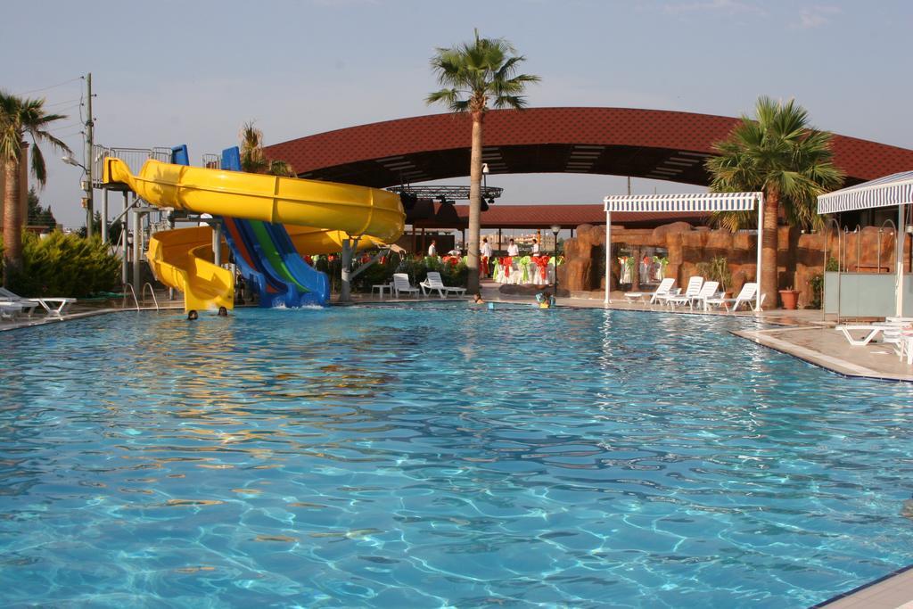 Gumus Hotel Arsuz Экстерьер фото